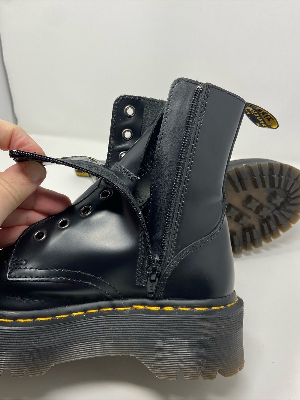 Doc Dr Marten Air Wair Jadon Black Leather Platform Boots  Men 6 /Women’s 7 NICE - Picture 10 of 16